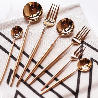 China Sustainable Mirrored Rose Gold High Mirror Polishing Knife Spoon Fork Set Gold Plated Rose Copper Cutlery Set for sale