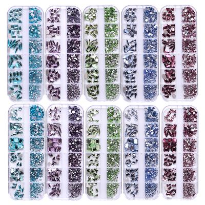 China New Rhinestone 12 Grids / Flat Bottom Diamond Box New Style Rhinestone Nail Art Glass Jewelry for sale