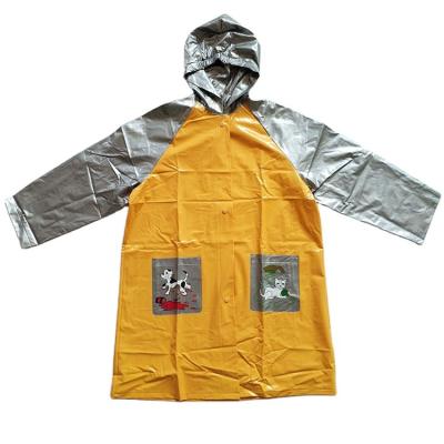 China Grueso amarillo y de plata del impermeable impermeable de los niños del PVC de 0.18m m en venta