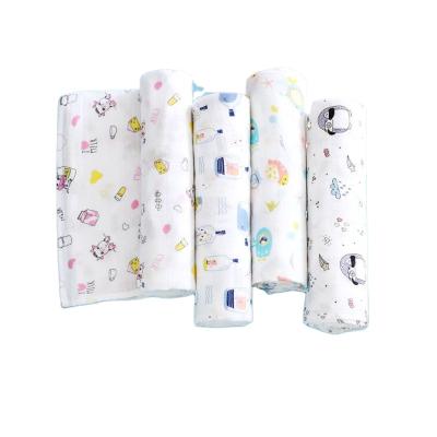 China Unisex Muslin Cotton Skin-Friendly Newborn Baby Blankets Knitted Baby Wrap Set for sale