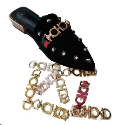 China Metal Shoe Lace Hook Black 2022 High Quality Customized Shoe Chain plastic Metal Shoe Ornament , Decorative Shoe Buckles, for sale