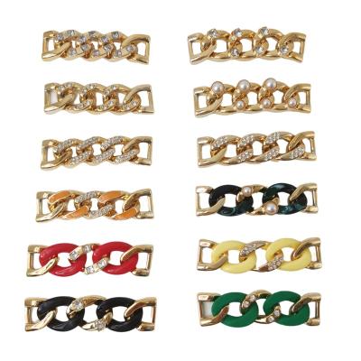 China Chains Factory Low price acrylic plastic shoes buckle decorative shoes or bag plastic clothing accessories for sale