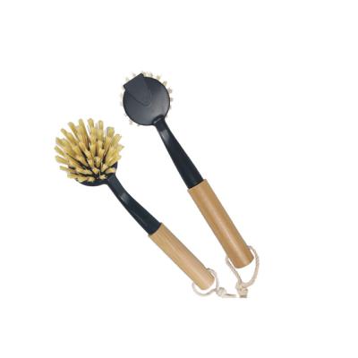 China Sustainable Long Handle Pot Kitchen Dish Brush Cleaning Tool Household Bamboo Brush for sale