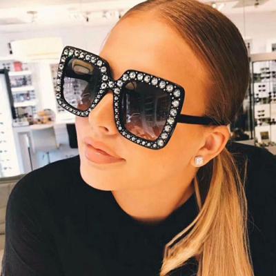 China Newest Fashionable Lentes Yellow Shades De Sol Oversized Square Uv Shield READSUN 400 Sunglasses Women Ehinestone Bling Sun Glasses 2021 for sale