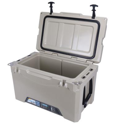 China GiNT 35QT Good Insulation Waterproof Ice Cooler Box Rotomolded Cool Boxes PU Foam Cooler With Handle for sale