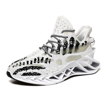 China Cushioning 2022 Bright Men Running Sneakers Men Sports Running Style Shoes Walking Sport Shoes Fashion Sneakers for sale