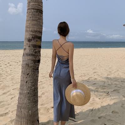 China La ropa de playa de las mujeres de la correa de la honda del satén viste el 125cm sin mangas en venta