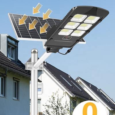 China ROAD Grape Street Solar Power Led Post 300w Quality Manufacturer Light Price Waterproof Ip 67 Solar Street Light for sale