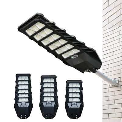 China ROAD high quality waterproof IP65 motion sensor 40 watt outdoor led solar street light for sale