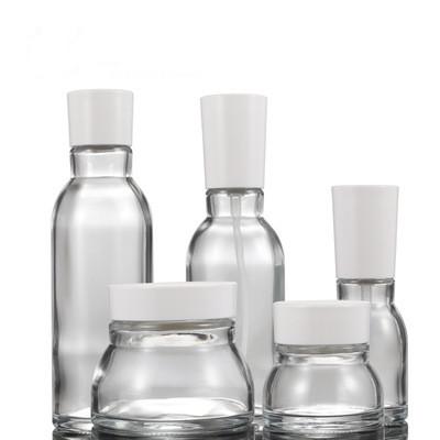 China Personal Care Cosmetic Glass Bottle Set Skin Care Glass Container Cosmetic Packaging Manufacturer for sale