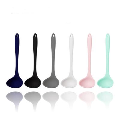 China Viable Heat Resistant Silicone Soup Pocket Kitchen Cooking Long Handle Silicone Soup Pocket Spoons for sale