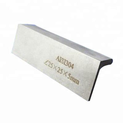 China High Quality Custom Aisi 201 Stainless Steel 202 Angle Bar From China Construction Supplier for sale