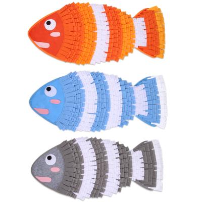 China Viable Unique Fish Form Small Training Relieve Stress Nose Pet Sniff Mat for sale