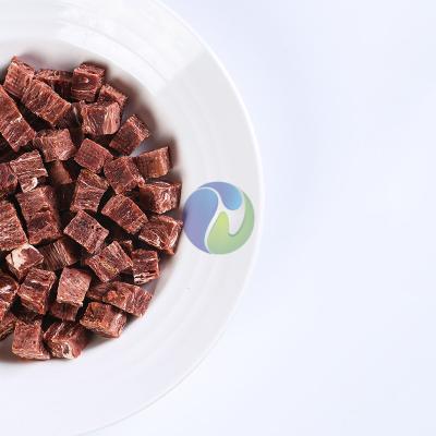 China Sustainable Low Temperature Beef Cubes Dog Food Dog Snacks Cooking Pet Treats for sale