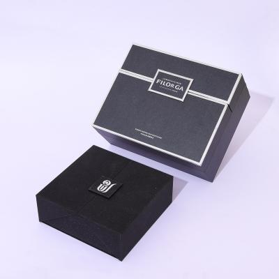 China Gift & Custom Eco Friendly Corrugated Cardboard Black Paper Packaging Craft Color Printing Shipping Box for sale