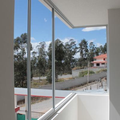 China Aluminum Corner Flat Seal Folding Screen Windows for sale