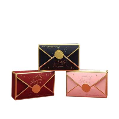 China European Style Recyclable Creative Wedding Products Bronzing Candy Packaging Box Envelope Candy Box Customized by Manufacturers for sale