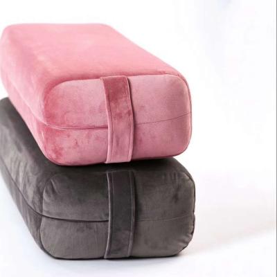 China Rectangular and Warm Bolster Yoga Cushion Comfortable Yoga Meditation Support Pillow with Carry Handle For Sale for sale