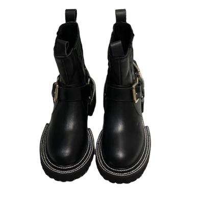 China Fashion Unique Thick Flat Design Ankle Platform Women Boots For Europe Style Lady Causal Boots Luxury Brand Custom Logo for sale