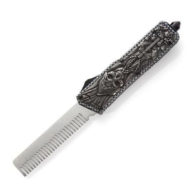 China 3D Skull Prayer Handle OTF Combat Open Enchasing Military Tactical Pocket Knife Comb Slide Double Action Knife Zinc Alloy Automatic for sale