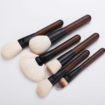 China Angular Blush Professional Wholesale 26 Pcs Goat Hair Makeup Set Brush Favorite Of Makeup Artists for sale