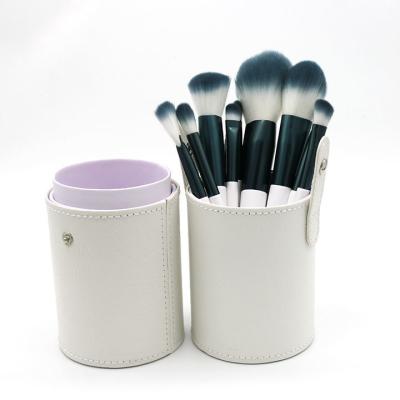 China Angular Blush 11 Blue and White Eyeshadow Brush Makeup Brush Set Full Set Blush Brush Beauty Tool for sale