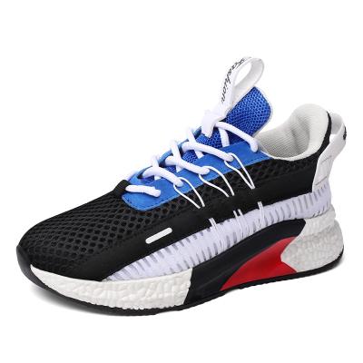 China Fashion trend quality men casual shoe latest design fashion breathable fly knit sports shoes kids casual sneaker running shoes for me for sale