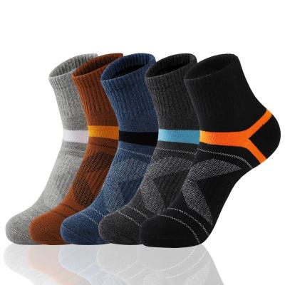 China High Quality Running Socks Breathable Logo Sports Ankle Compression Athletic Cotton Hot Selling Custom Socks For Men for sale