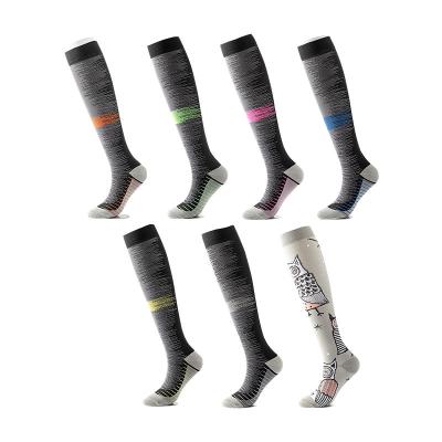 China 2023 Breathable New Style Compression Socks Fashion Sport Muscle Socks Soft And Sensitive Sports Socks For Men And Women for sale