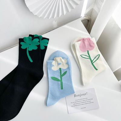 China New Style QUICK DRY Crew Socks For Women Fashion Vintage Retro Cute Flower Japanese Harajuku Cotton Long Socks Casual Socks for sale