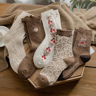 China QUICK DRY Vintage Woolen Warm Thick Crew Knitted Socks Custom Made Soft Winter Women Socks for sale