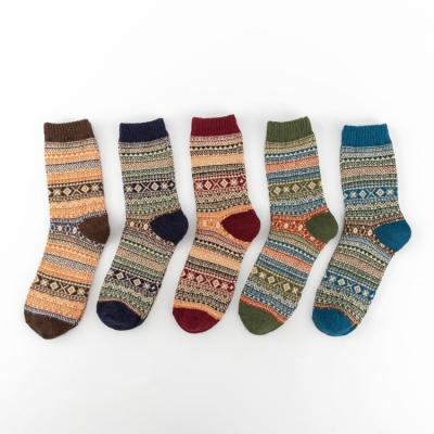 China New Style QUICK DRY Multicolor Vintage Warm Thick Woolen Crew Knitted Socks Custom 10 Pack Winter Mens Soft Socks for sale