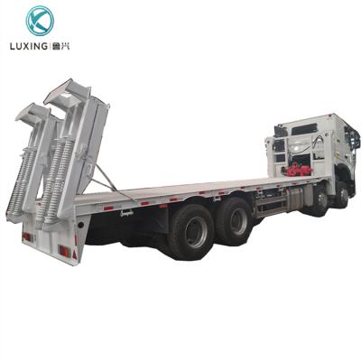 China Truck trailer 40ft low bed trailer sizes trailer truck lowbed flatbed trailer for sale