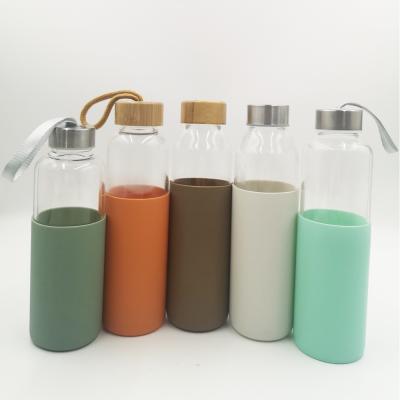 China 2020 Design Custom Glass Bottle Eco-Friendly Reusable Glass Bottle Water Suppliers for sale