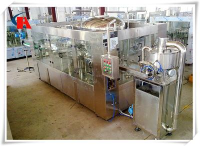 China Carbonated Beverage Small Scale Bottle Filling Machine With Pneumatic Value for sale