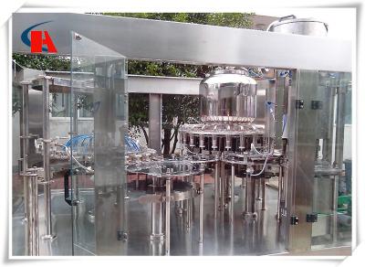 China Carbonated Bottle Automatic Liquid Filling Machine 1000ML 6000BPH Large Capacity for sale