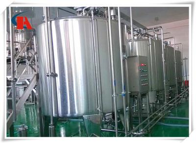 China Small Scale Milk Production Line Air Conveyor Connects With Bottle - In Star Wheels for sale