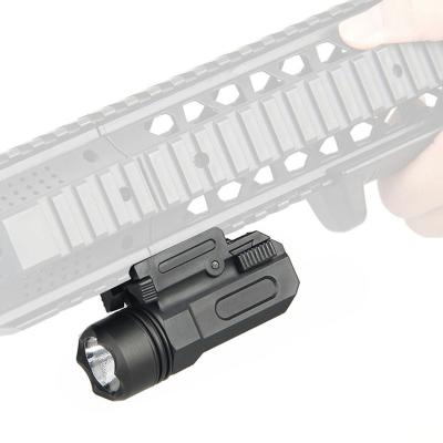 China Outdoor Tactical Light Plastic 180-240 Lumens Rifle Light For Night Shooting for sale