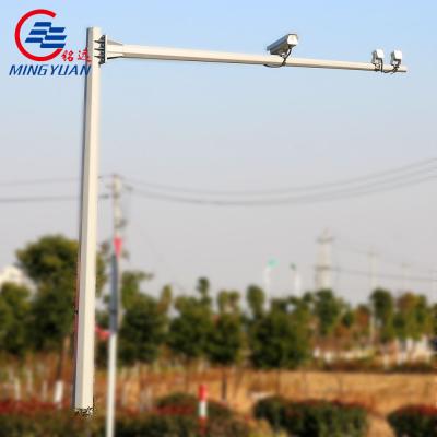 China Solar Galvanized CCTV Steel Pole Q235B Security Camera Bracket Surveillance zu verkaufen