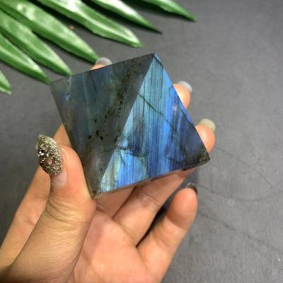 China Natural Crystal Pyramid Paperweight Labradorite Gemstone Europe Quartz Fire Crystals Blue Healing Stones For Decoration for sale