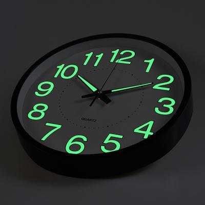 China CREATIVE classic luminous antique design plastic clock with large luminous numbers wall clock modern digital reloj peeled clocks for sale