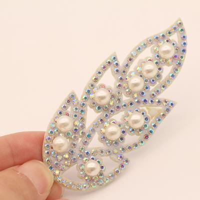 China Flatback Leaf Shape Crystal Beads AB Rhinestone Applique Sew On Rhinestone Patch For Fabric Clothes Bags Decoration for sale