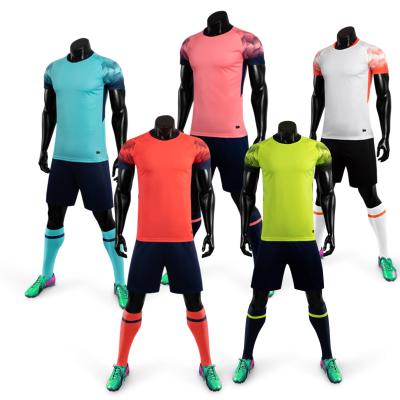 China Wholesale Cheap New Design Mens Soccer Uniforms Kit Full Set Soccer Uniforms Training Uniforms Set for sale