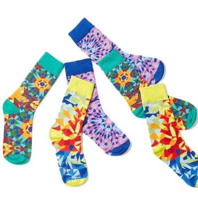 China 100% Cotton High Quality Breathable Christmas Wave Pattern Style Man Socks, Colorful Socks For Man for sale