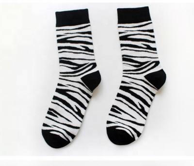 China New Design Fashion Breathable Zebra Stripe Fashion Socks For Woman, White And Color Woman Socks for sale