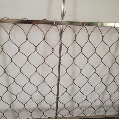 China Easily Assembled Various Size Metalline Universal Grating Underlay Chain Link Temporary Fence Mesh for sale