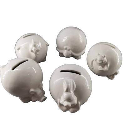 China Little Ceramic Europe Patterns Animal Piggy Bank For Home Decor Europe Art Style Living Room Gift for sale