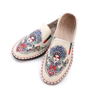 China CUSHIONING 2022 New Factory Custom Women's Cloth Shoes Chinese Style Casual Handmade Shoes for sale