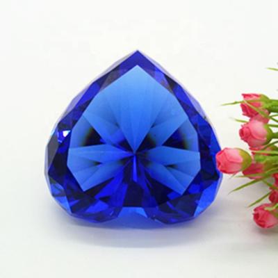 China China Wholesale Cheap New Love Diamond Decoration Glass Crystal Souvenirs for sale