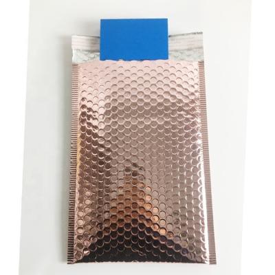 China Durable/Protective/Recyclable/Shockproof Self Seal Liner Mounted Gold Bubble Mailers Shipping Envelope Padded Waterproof Colorful Bubble Poly Bags for sale